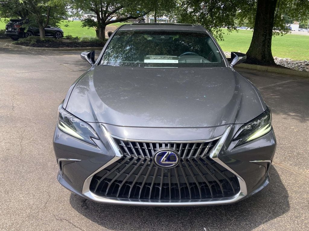 2022 Lexus ES 300h Ultra Luxury