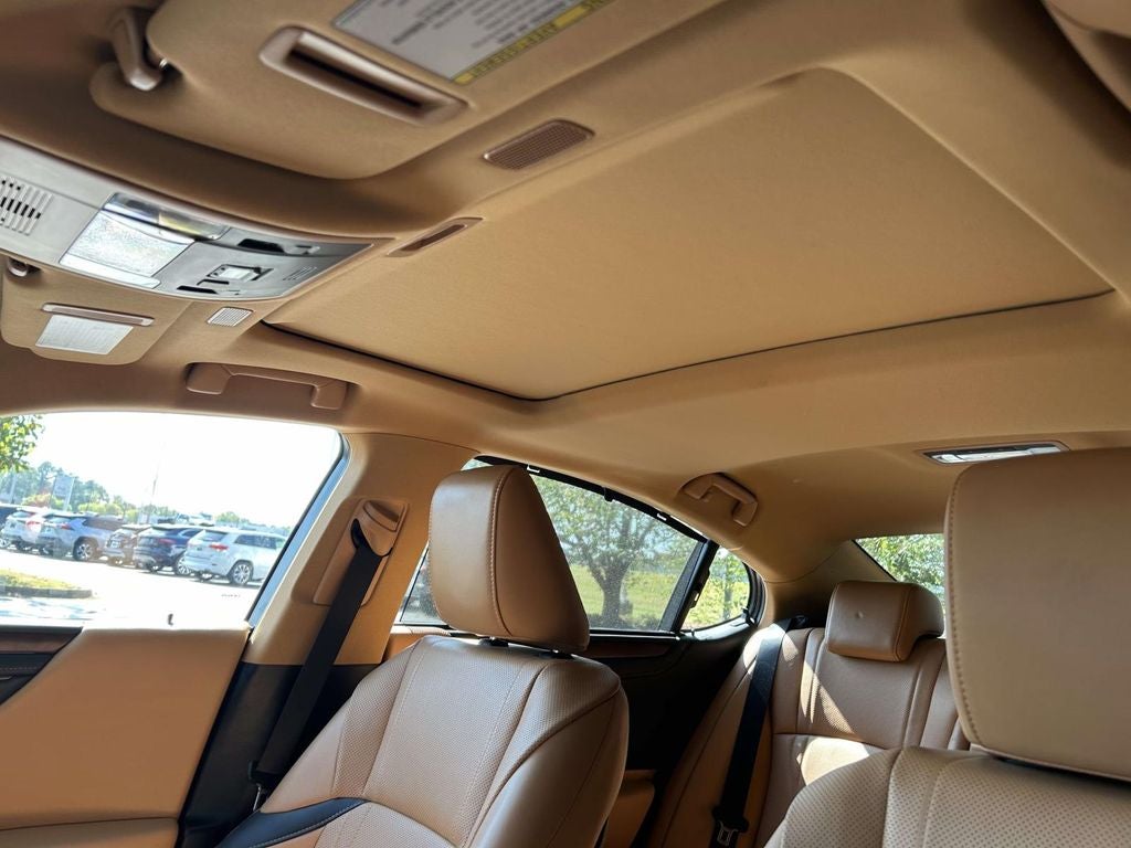 2025 Lexus ES 300h ULTRA LUXURY ULTRA LUXURY