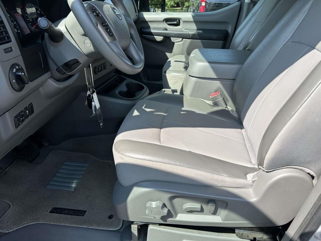 2017 Nissan NV Passenger SV