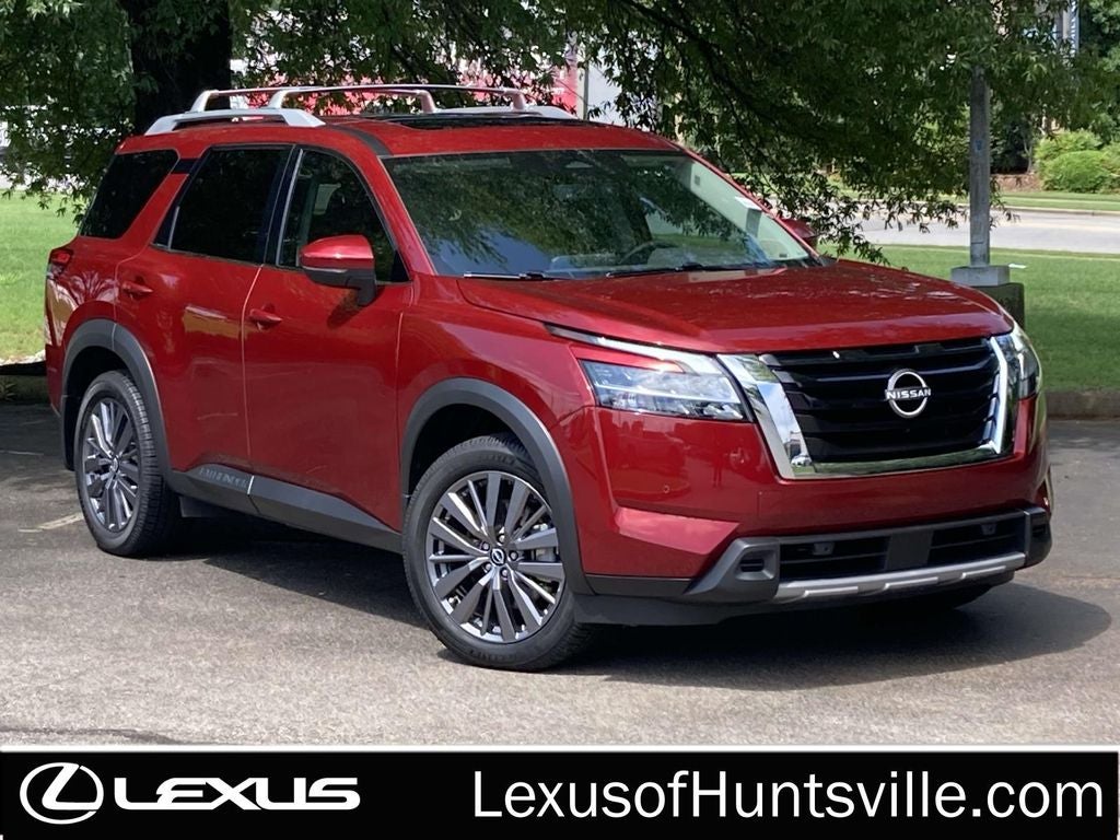 2024 Nissan Pathfinder SL