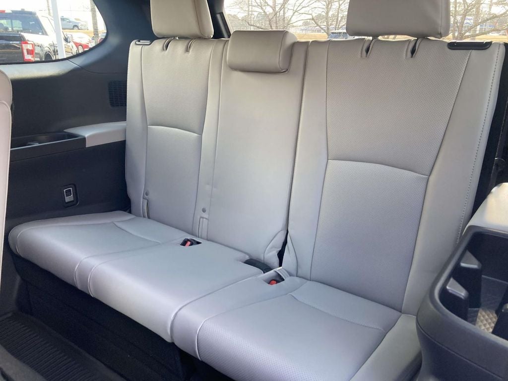 2025 Toyota Grand Highlander Hybrid MAX Platinum