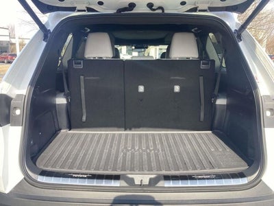2025 Toyota Grand Highlander Hybrid MAX Platinum