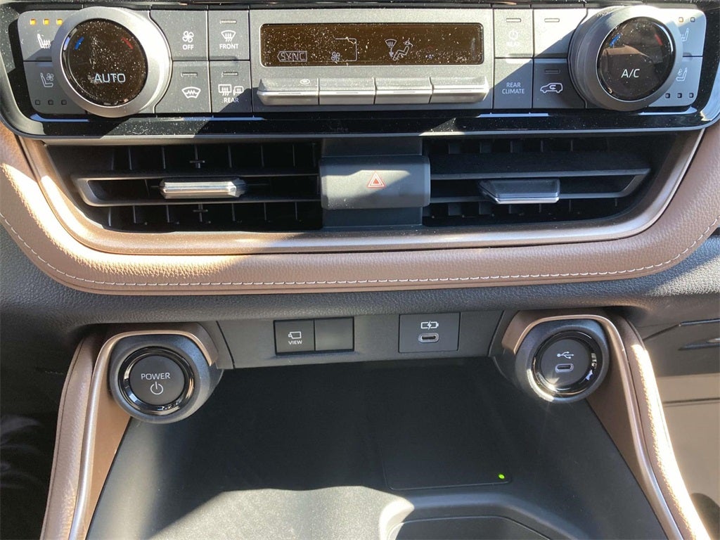 2026 Toyota Grand Highlander Hybrid MAX Platinum