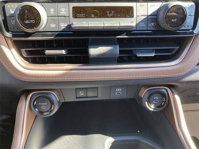 2026 Toyota Grand Highlander Hybrid MAX Platinum