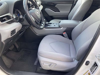 2021 Toyota Highlander Hybrid LE