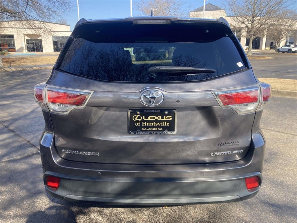 2016 Toyota Highlander Base