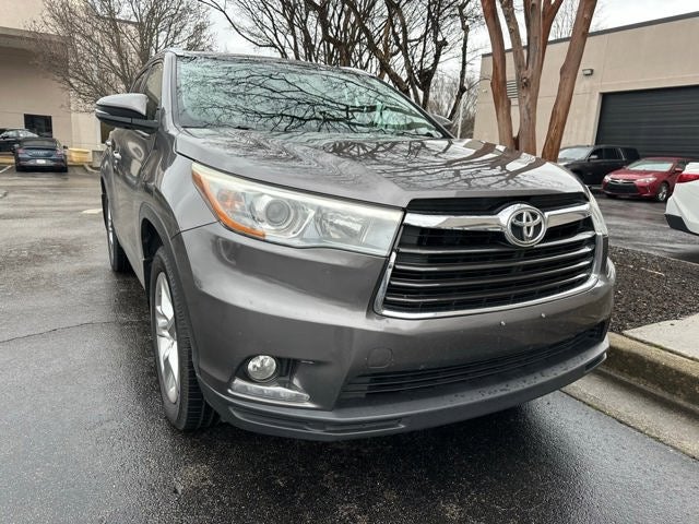 2016 Toyota Highlander Base