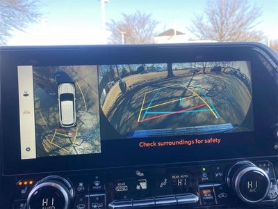 2023 Toyota Highlander Hybrid Platinum