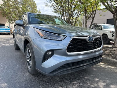 2023 Toyota Highlander Hybrid XLE