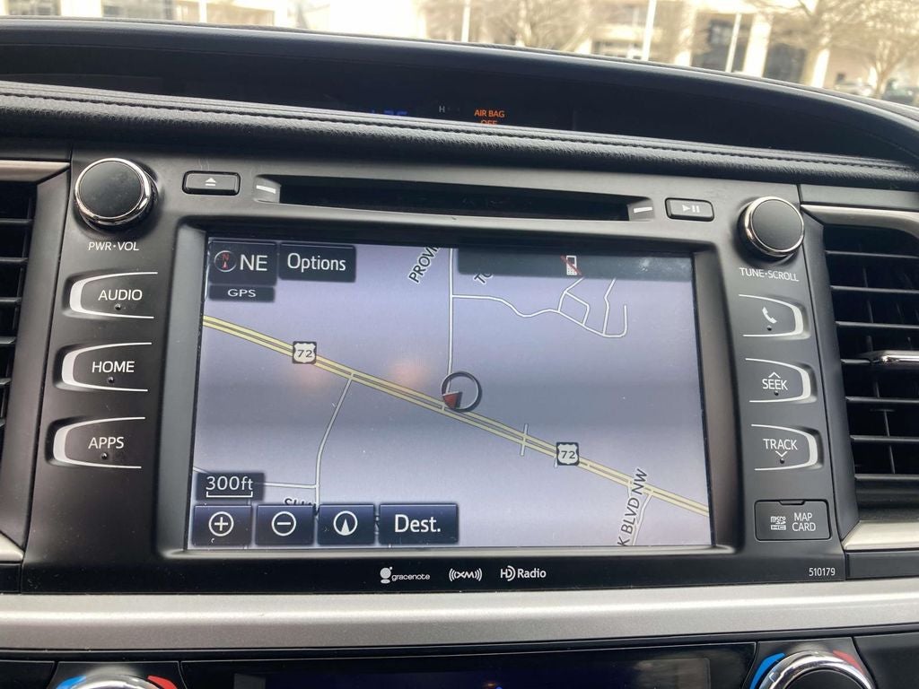 2017 Toyota Highlander SE