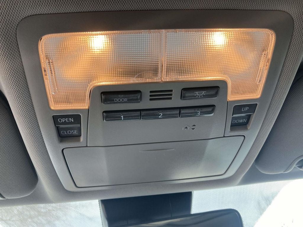 2017 Toyota Highlander SE