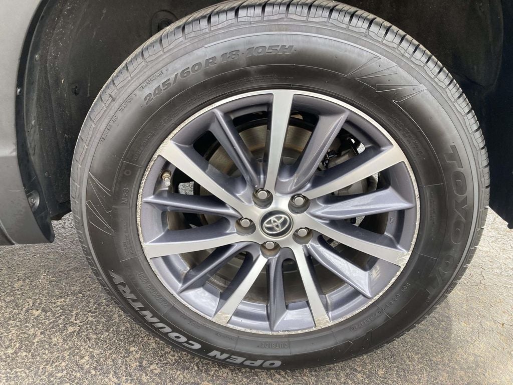 2017 Toyota Highlander SE