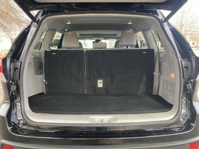 2017 Toyota Highlander SE