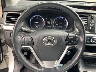 2018 Toyota Highlander Base