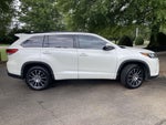 2018 Toyota Highlander Base
