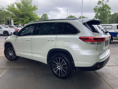 2018 Toyota Highlander Base