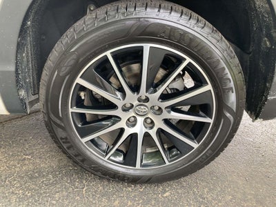 2018 Toyota Highlander Base