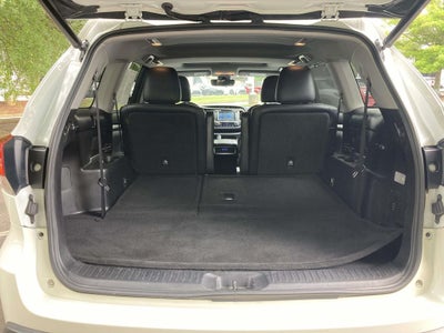 2018 Toyota Highlander Base