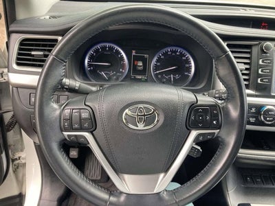 2018 Toyota Highlander Base