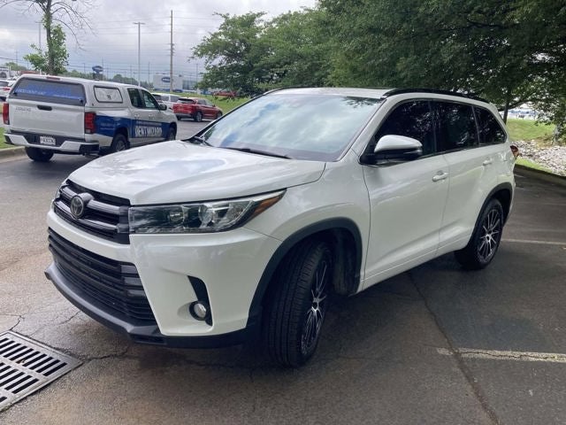 2018 Toyota Highlander Base