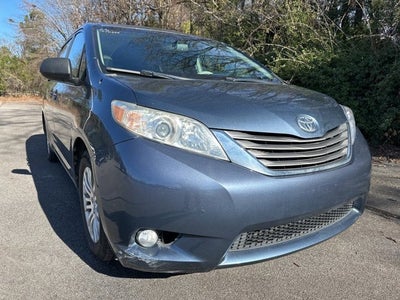 2014 Toyota Sienna Base