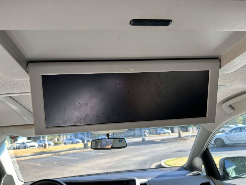 2016 Toyota Sienna XLE Premium 8 Passenger