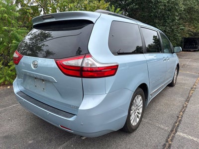2016 Toyota Sienna XLE Premium 8 Passenger