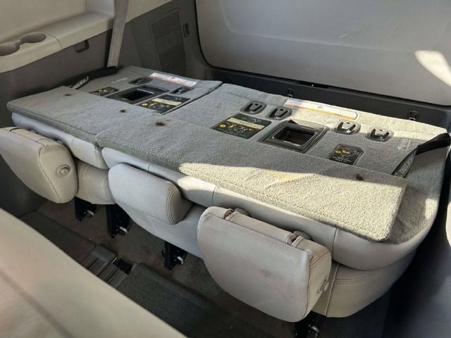 2016 Toyota Sienna XLE Premium 8 Passenger