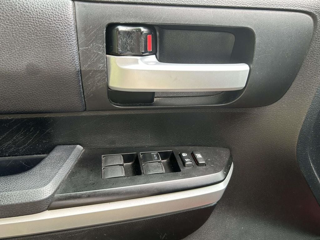 2017 Toyota Tundra Base