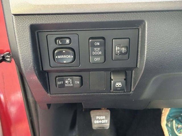 2017 Toyota Tundra Base