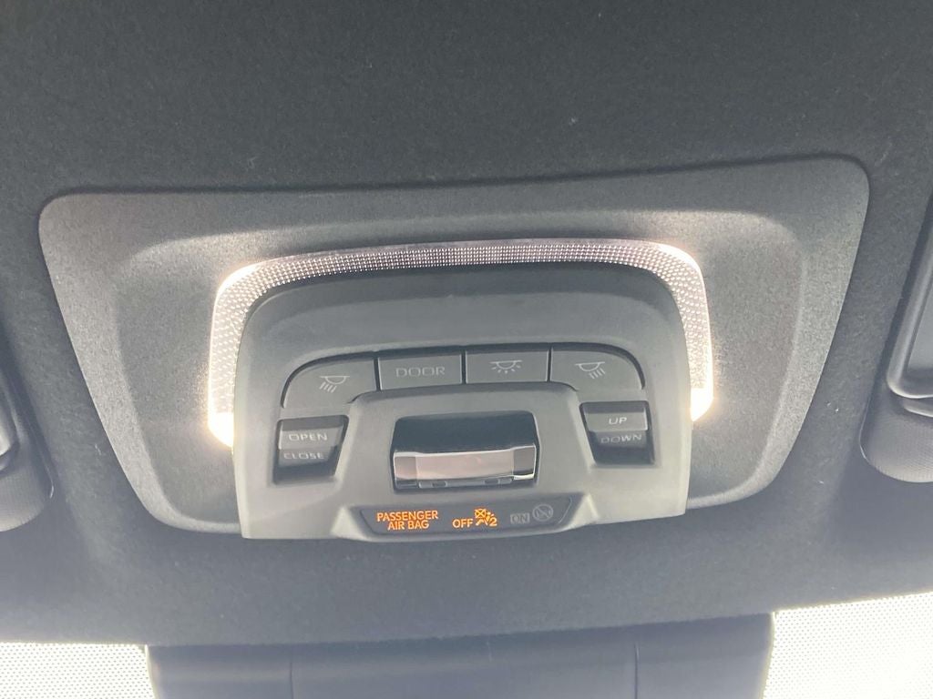 2024 Toyota Corolla Cross Hybrid XSE