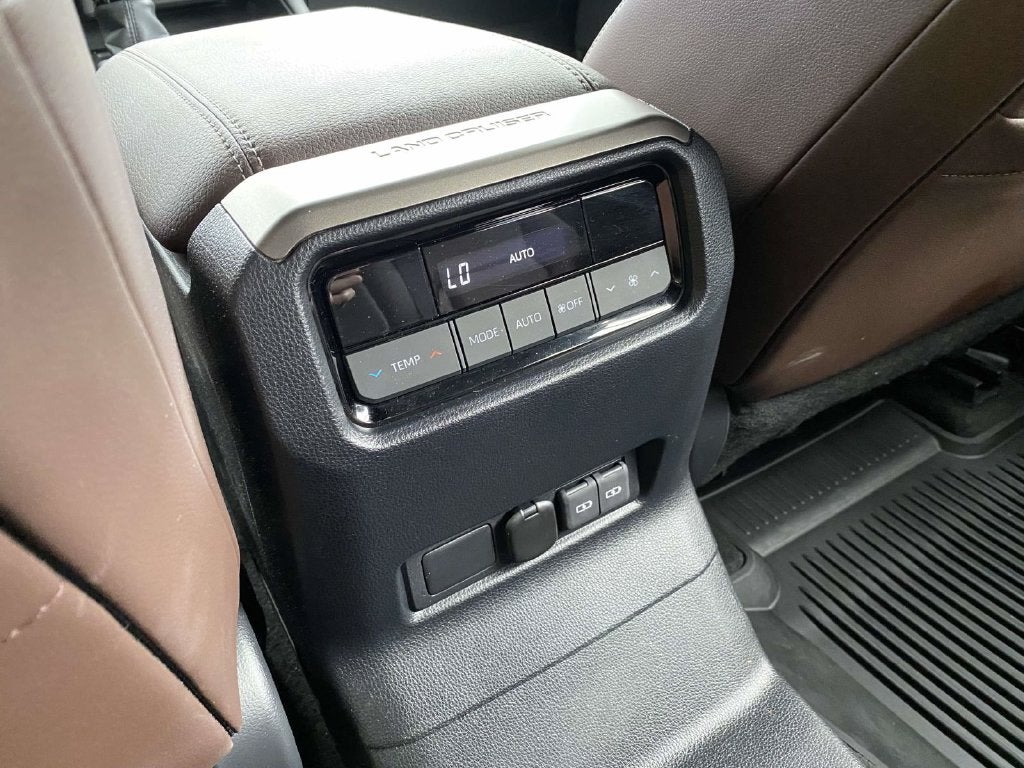 2025 Toyota Land Cruiser Base