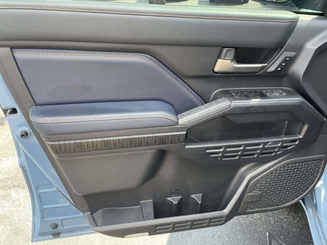 2025 Toyota 4Runner i-FORCE MAX Hybrid Platinum