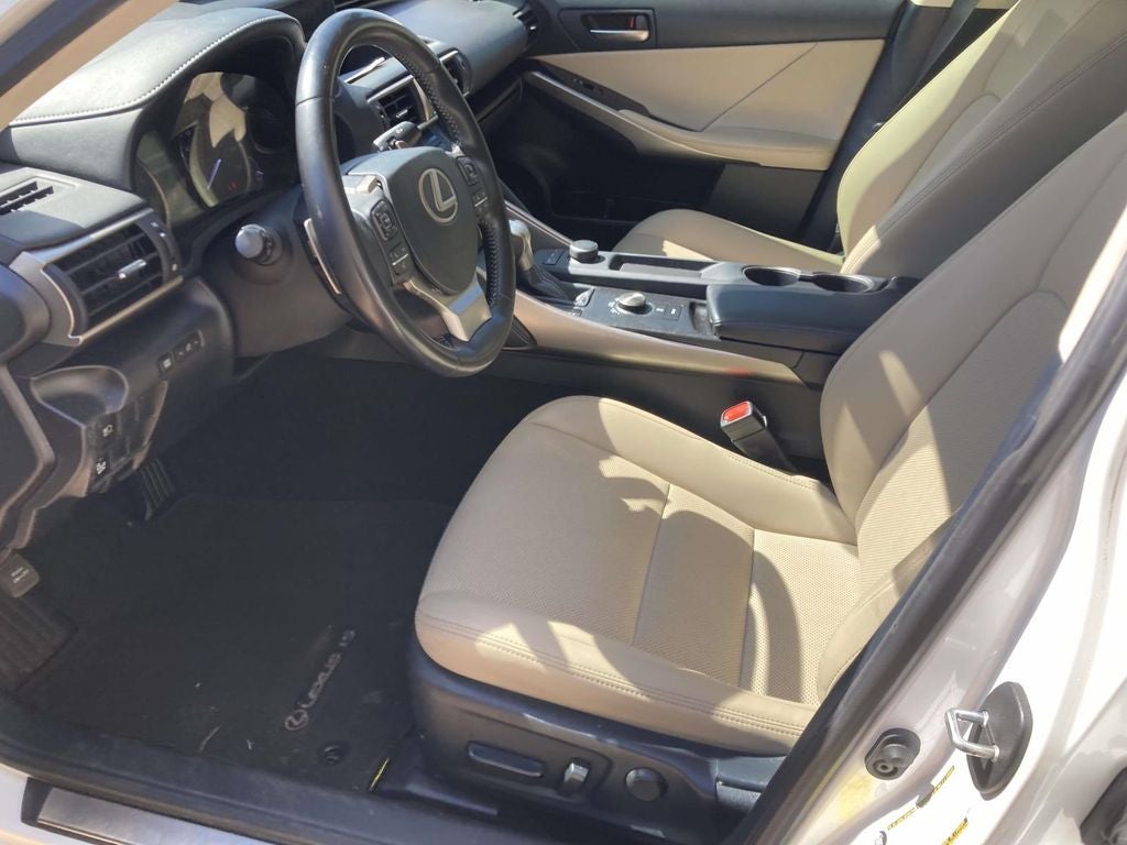 2020 Lexus IS 300 300