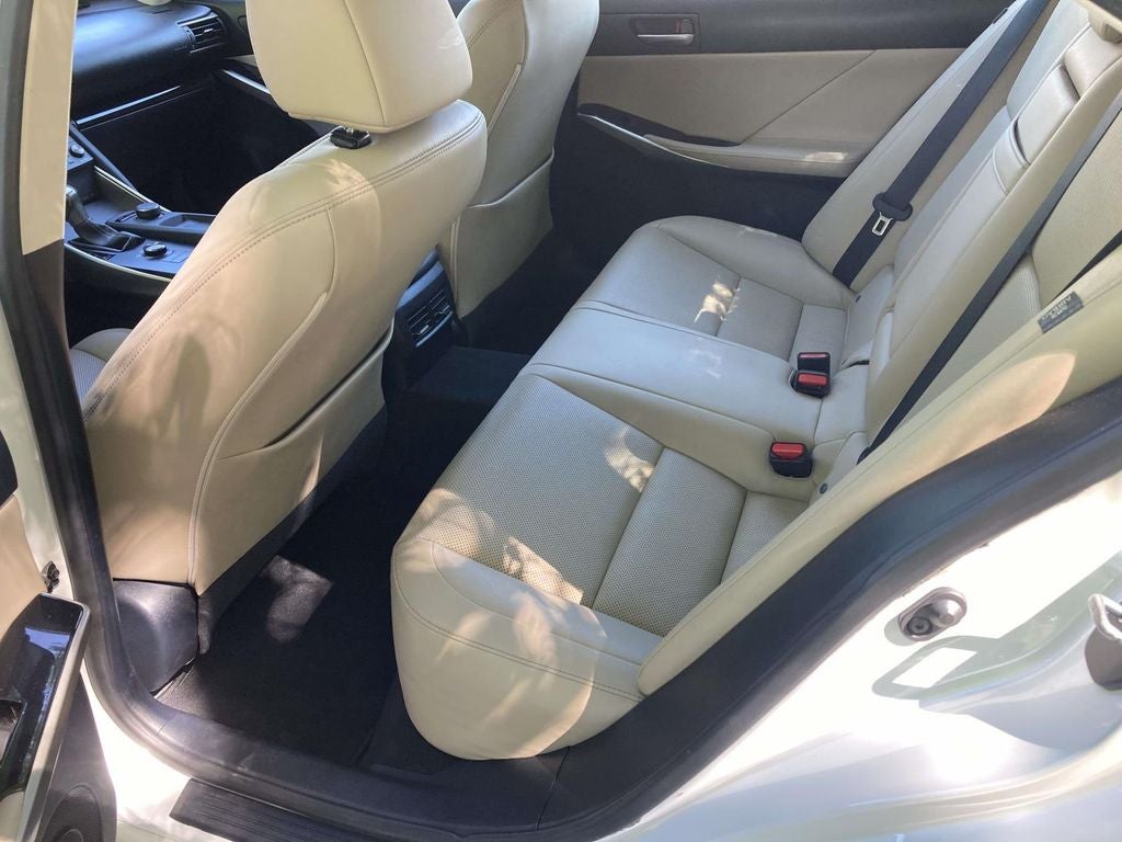 2019 Lexus IS 300