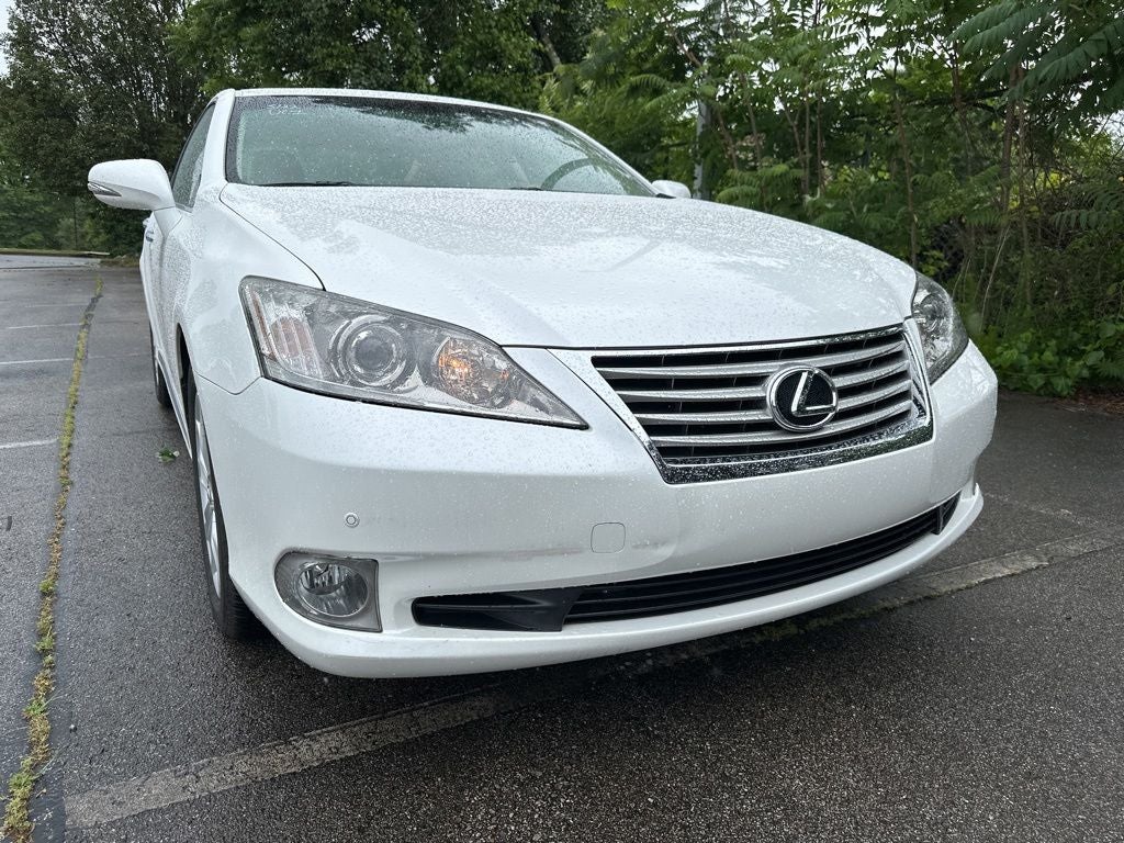 2010 Lexus ES 350's photo