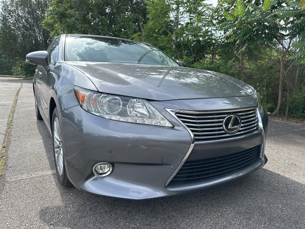 2015 Lexus ES 350's photo