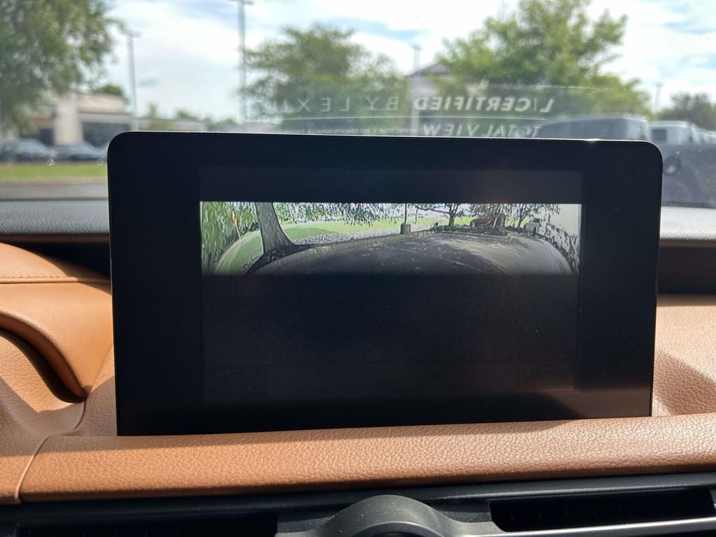 2025 Lexus IS 300 300