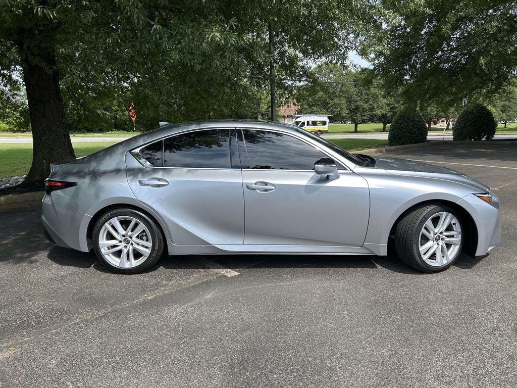 2025 Lexus IS 300