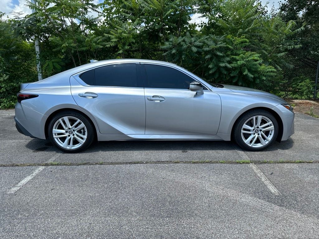 2025 Lexus IS 300