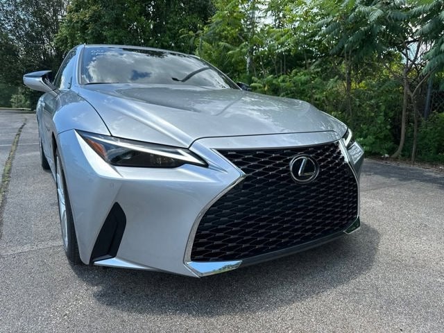 2025 Lexus IS 300