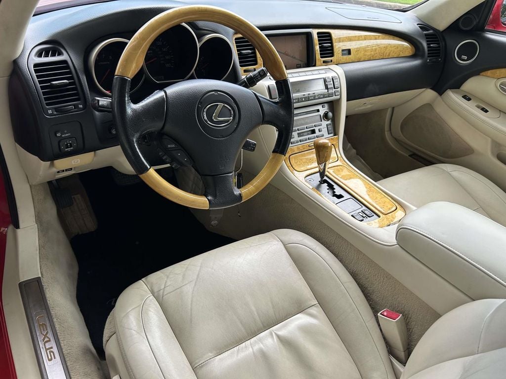 2005 Lexus SC 430