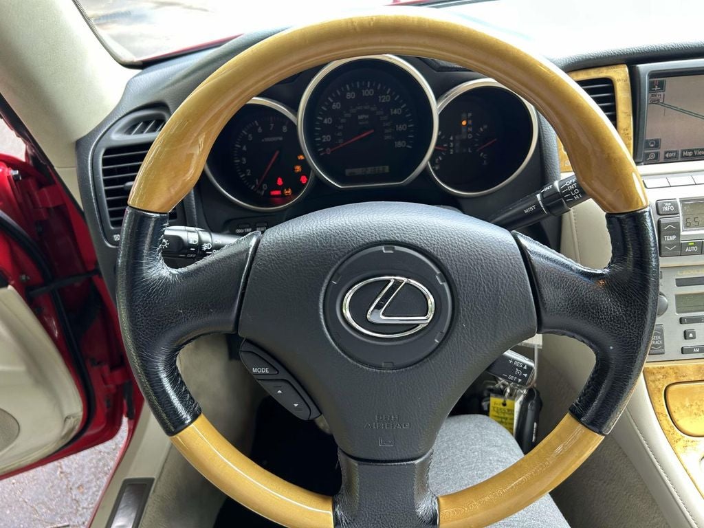 2005 Lexus SC 430