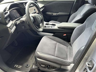 2023 Lexus RZ 450e LUXURY AWD AWD LUXURY