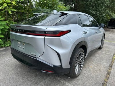 2023 Lexus RZ 450e Luxury