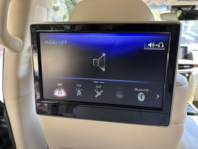2017 Lexus LX 570