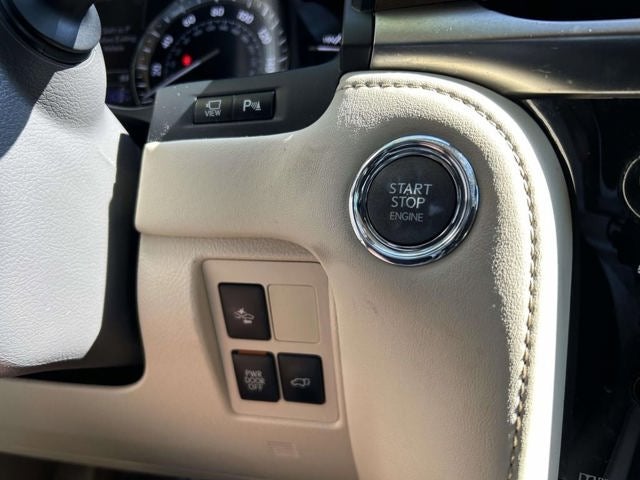 2017 Lexus LX 570