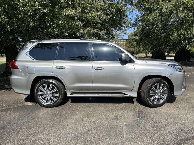 2017 Lexus LX 570