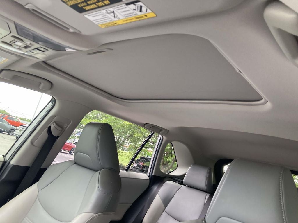 2020 Toyota RAV4 XLE Premium