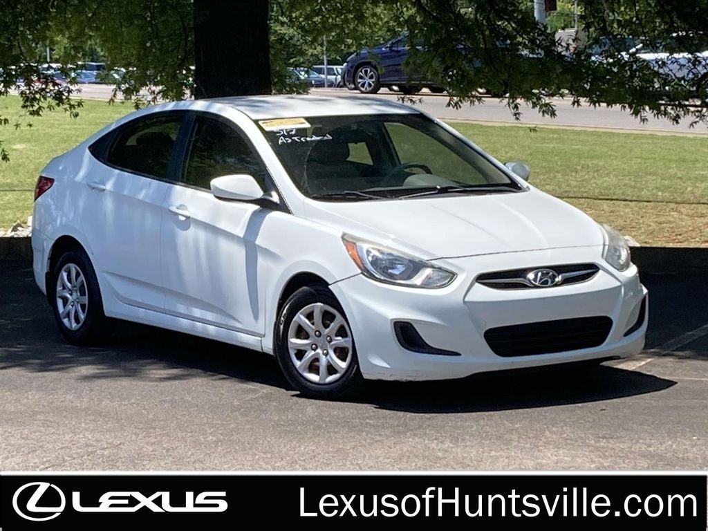 2014 Hyundai Accent GLS 4-Door 6-Speed Automatic's photo